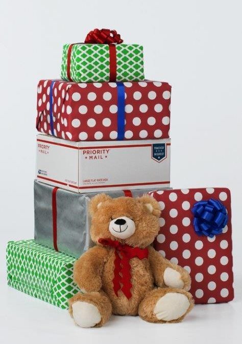 Stay Stress-Free With These Holiday Shipping Tips and Deadlines